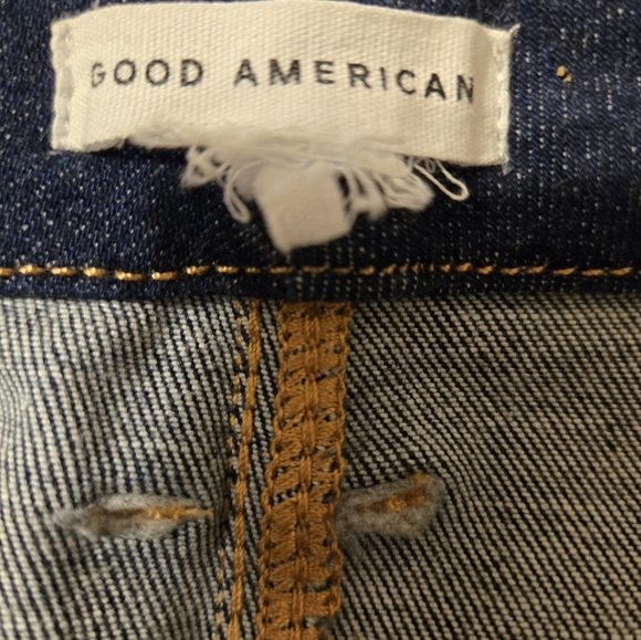 Good American Always Fits Classic Bootcut Dark Wash Jeans 30 - Picture 3 of 4